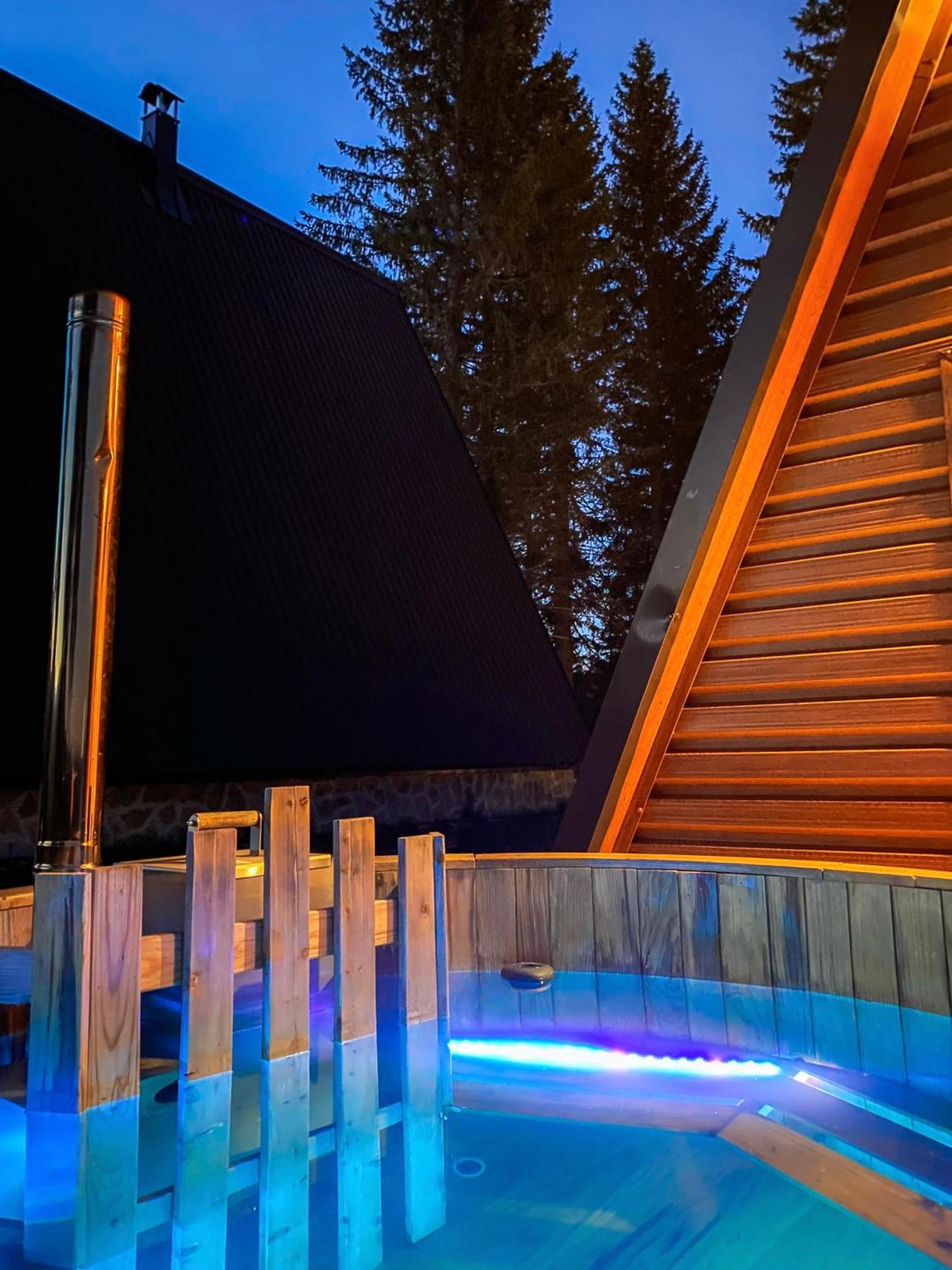 Woodmood Villa Zabljak  Luaran gambar